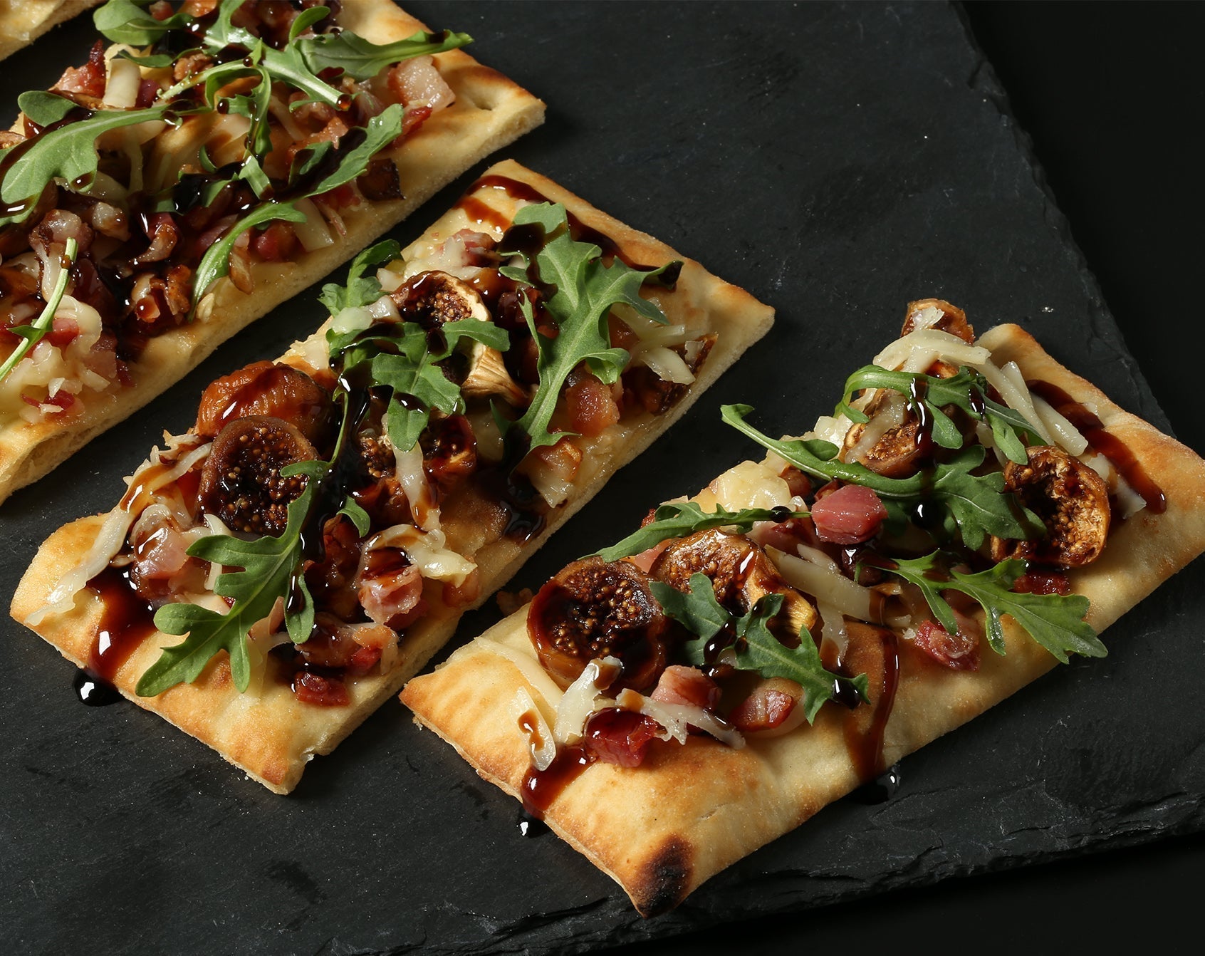Fig, Fontina & Arugula Pizza – Brooklyn Bred